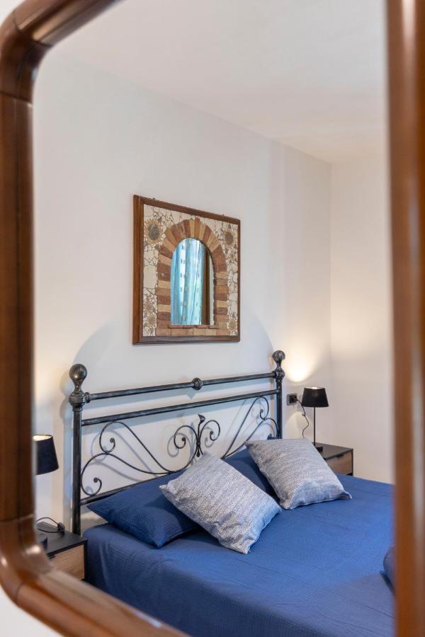Apartment With Garden And Parking Беладжо Екстериор снимка